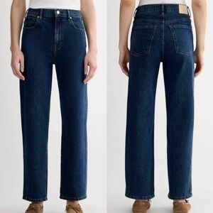 Everlane Women's Straight Leg Jeans in Dark Blue Denim - The Way High Jean